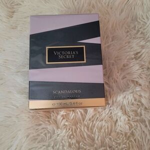 Victoria Secret- "Scandalous " Eau De Parfum.
